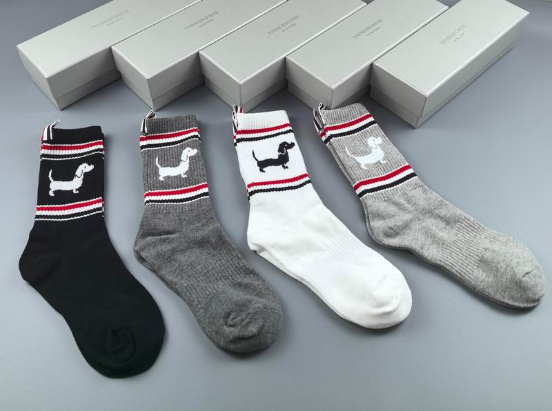 Thom Browne socks QY06